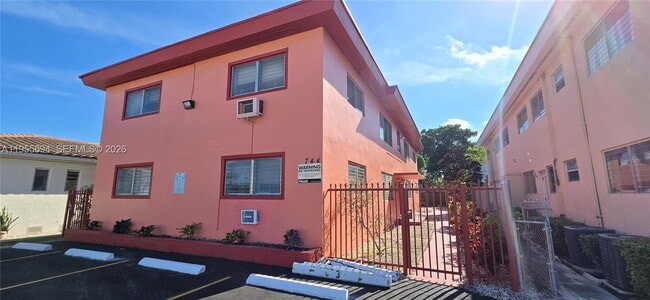 Building Photo - 744 85th St