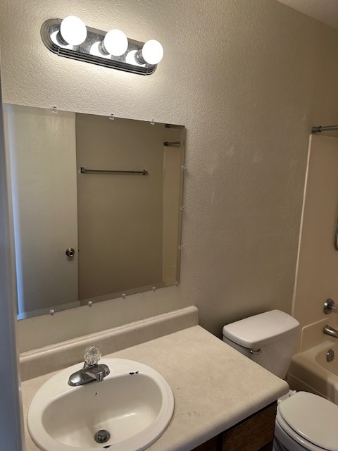 Building Photo - North Stockton 3 Bedroom 2 Bath Duplex
