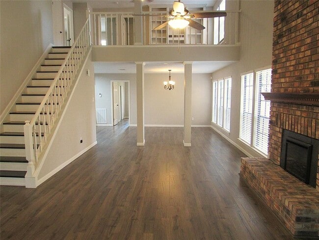 Building Photo - 3311 Golden Willow Dr