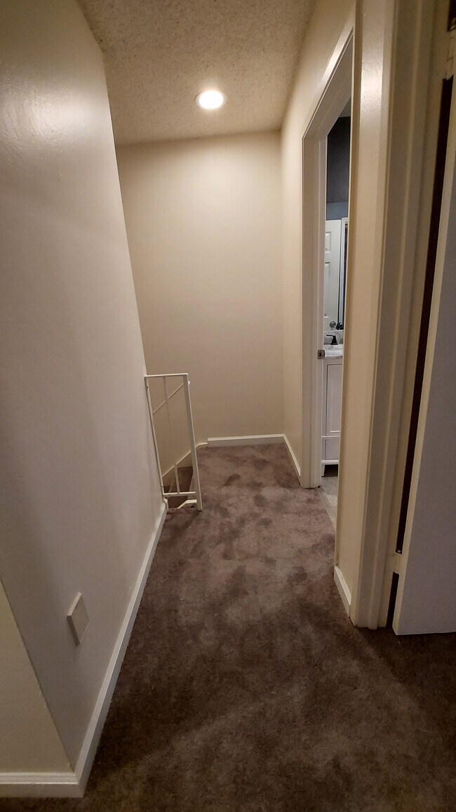 Building Photo - 1540 Ivycreek Cir