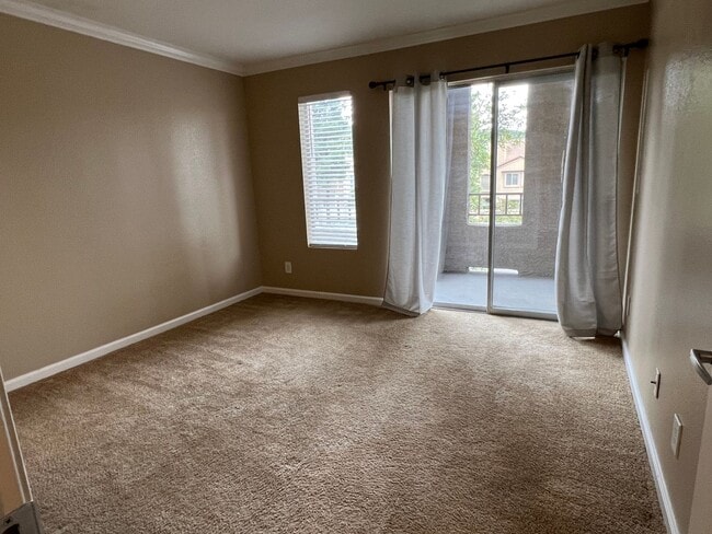 Building Photo - Magnificent 1 Bedroom Condo in Triana in Corona Ranch