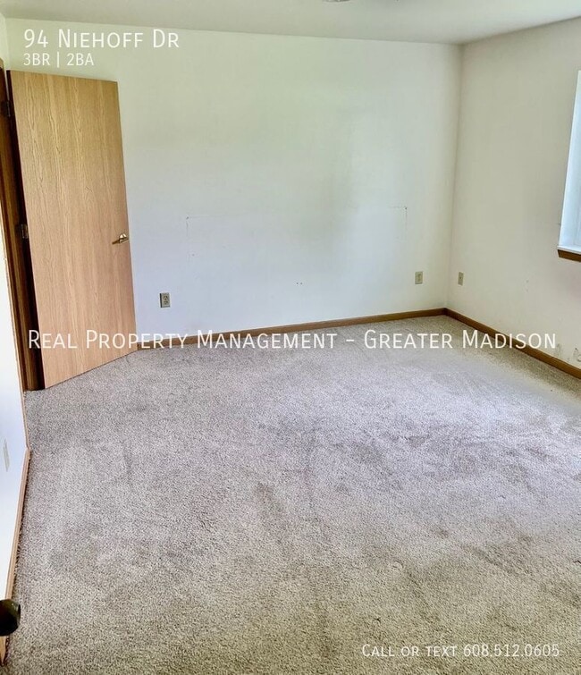 Building Photo - 94 Niehoff Dr