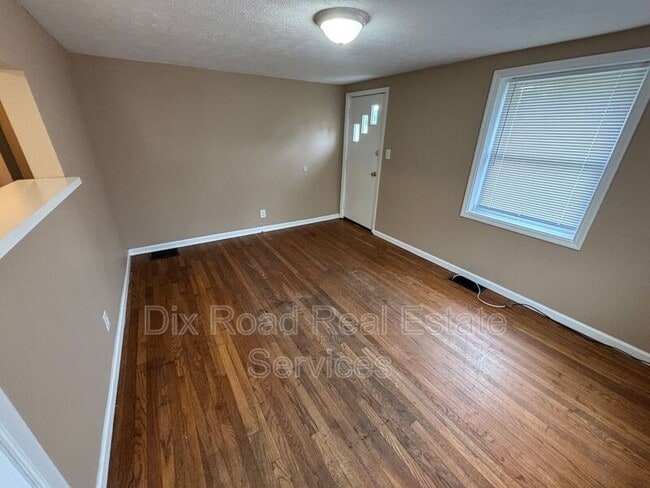 Building Photo - 2701 Tylersville Rd