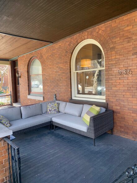 Building Photo - 536 S 48th St