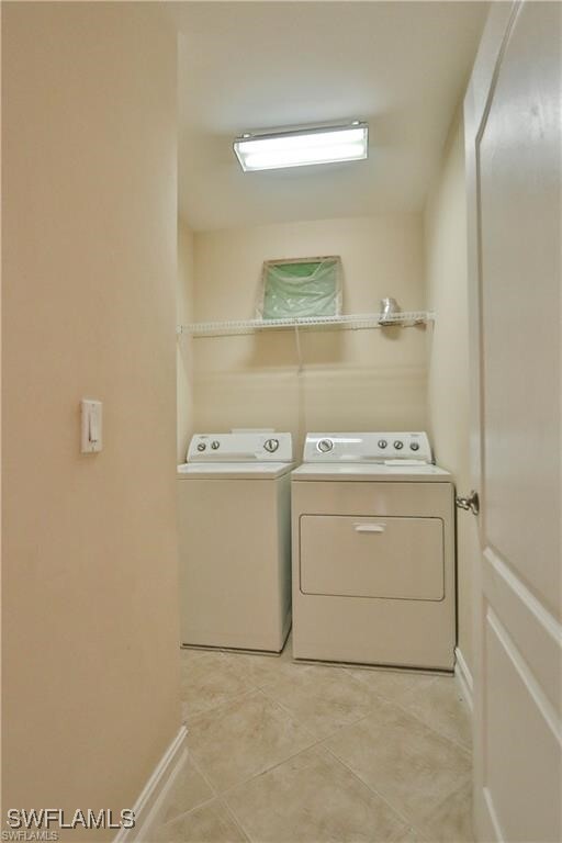 Building Photo - 10170 Tin Maple Dr
