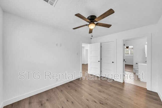 Building Photo - 300 W 100 N