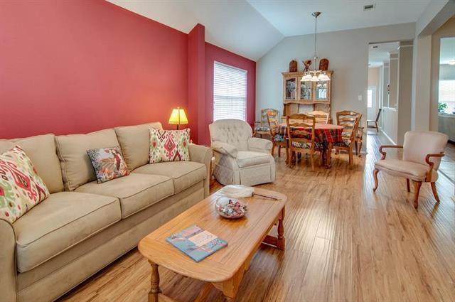 Building Photo - 13049 Fencerow Rd