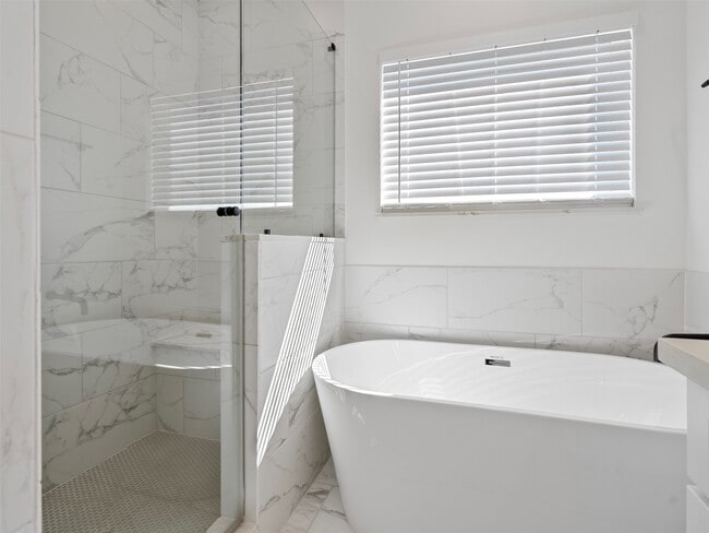 Building Photo - 1807 Lee St