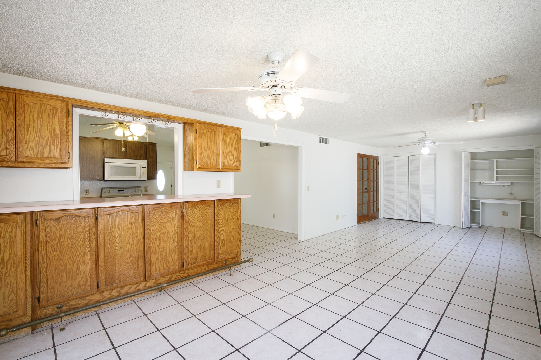 Building Photo - 16216 N 16th Pl