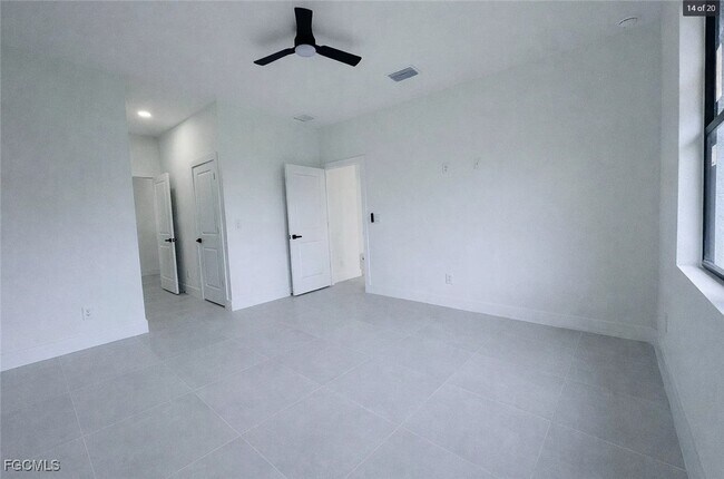 Building Photo - 3327 12th St W