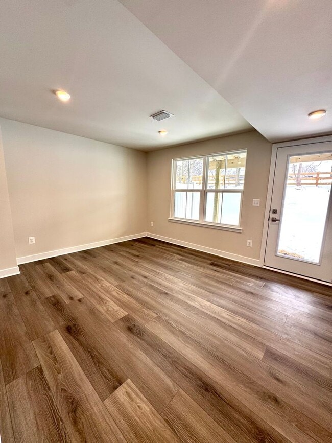 Building Photo - Brand New Townhouse in Wingate Subdivision