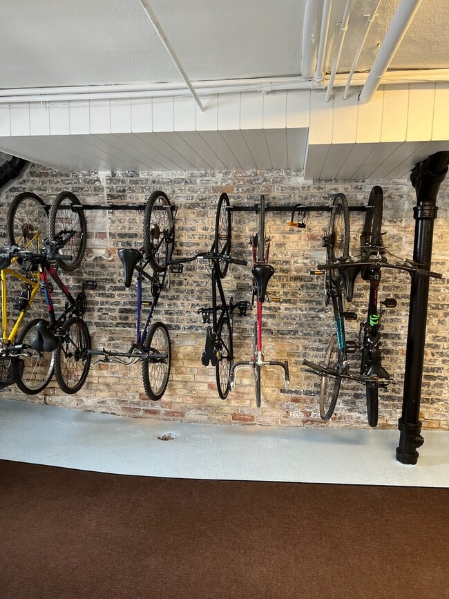 Resident Bike Storage - Lafayette Apartment Homes