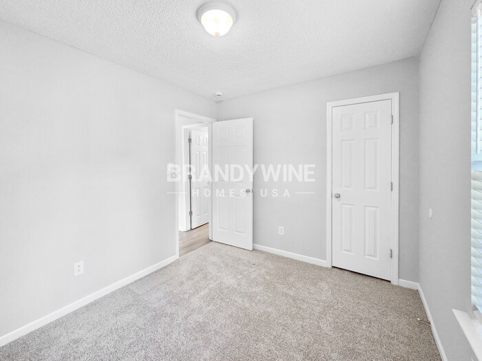 Building Photo - 1735 Thriftwood Dr