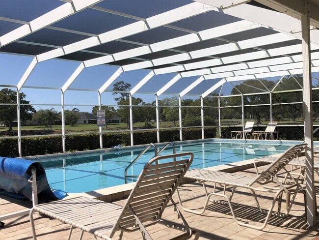 Building Photo - 1220 Myerlee Country Club Blvd