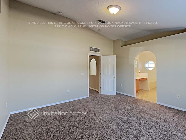 Building Photo - 1450 Mycroft Dr