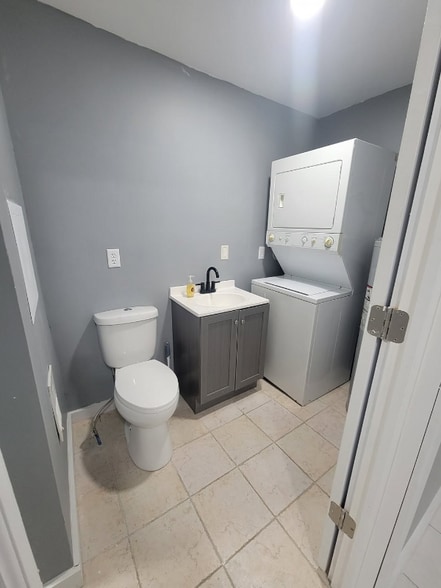 Building Photo - 5335 OH-220