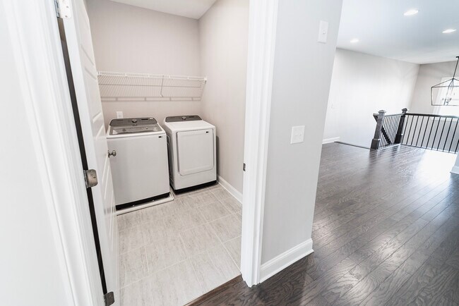 Building Photo - 1791 Willow Way