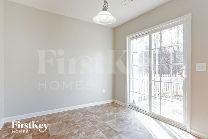 Building Photo - 5952 Bluestem Cir