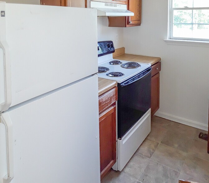 Building Photo - 206 Lancaster Ck Dr