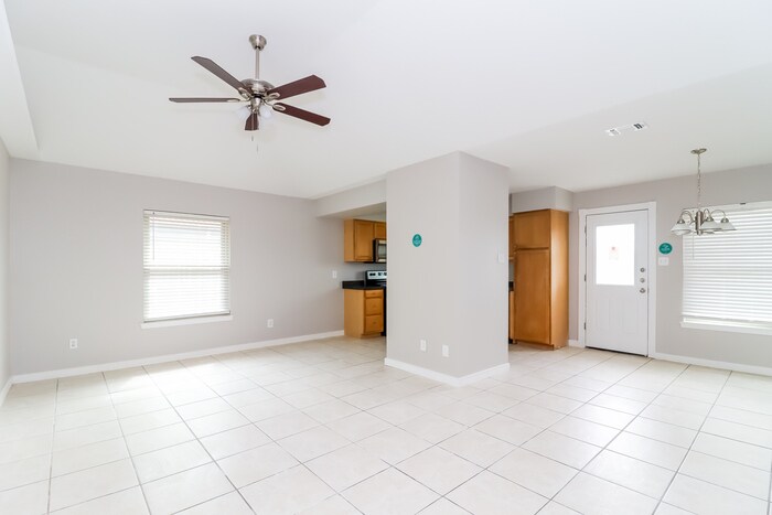 Building Photo - 1312 Nelson Pl