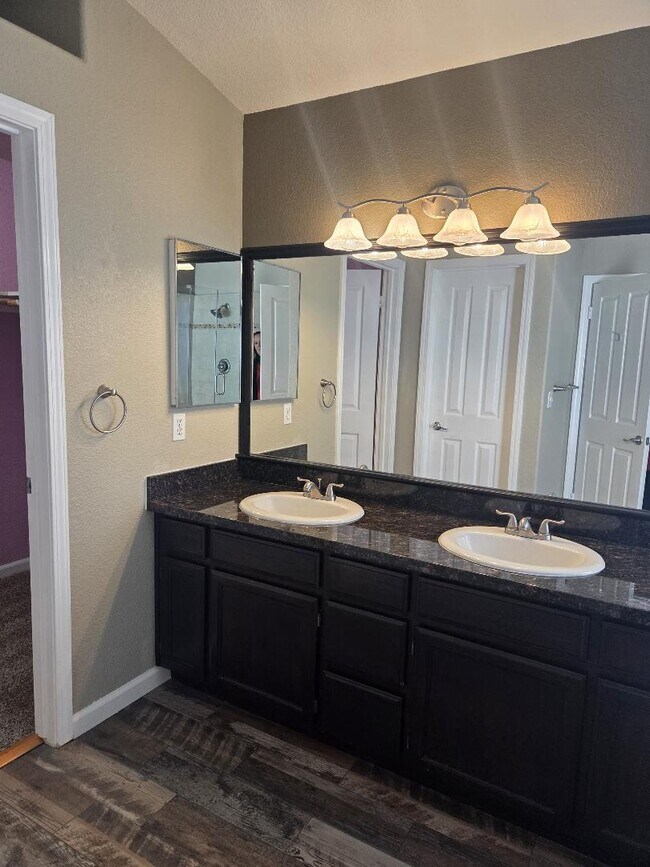 Building Photo - 1461 Velasquez Ln