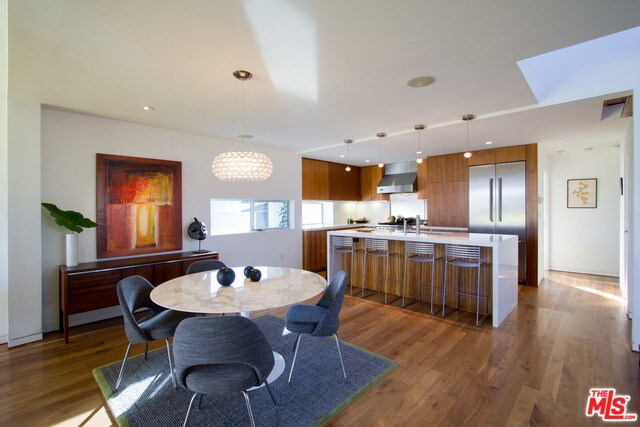 Building Photo - 1046 6th Ave