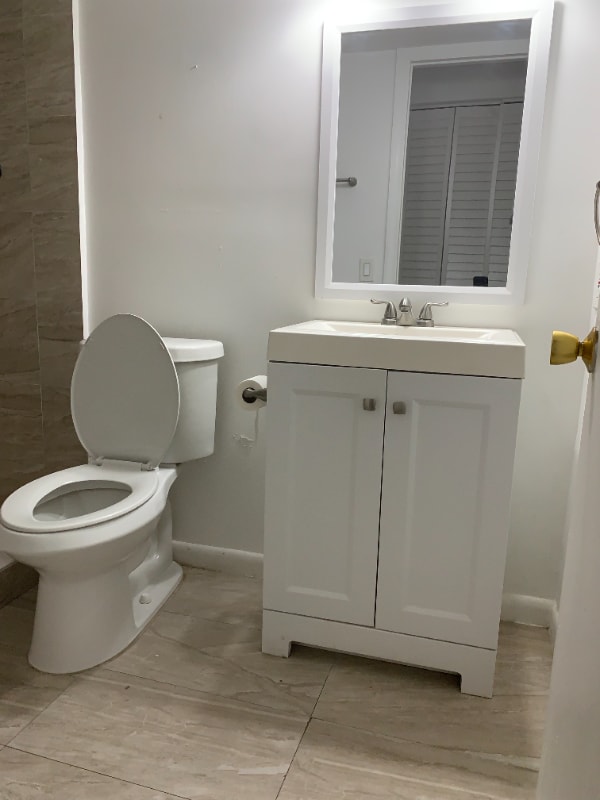 Building Photo - 6130 W 19th Ave