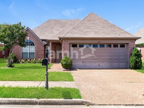 Building Photo - 7010 S Beringer Dr