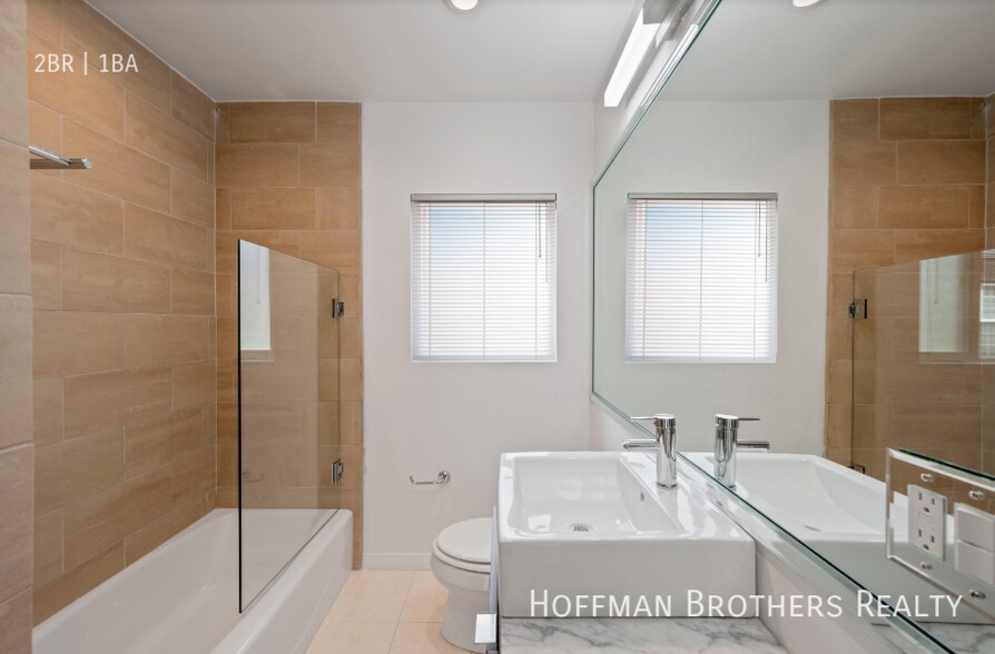 Building Photo - 1117 Cochran Ave