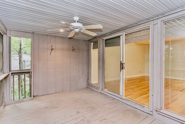 Building Photo - 178 Ingleoak Ln