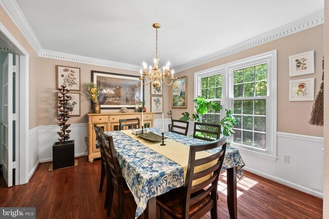 Building Photo - 7362 Clifton Rd