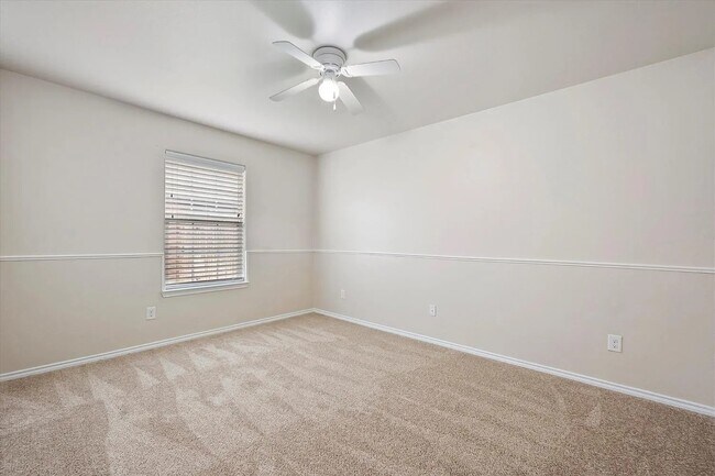 Building Photo - 6906 90th St