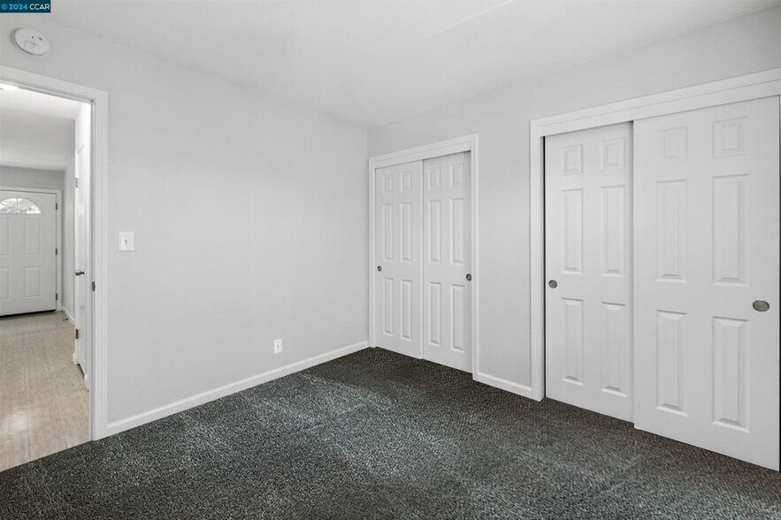 Building Photo - 1417 Berrellesa St