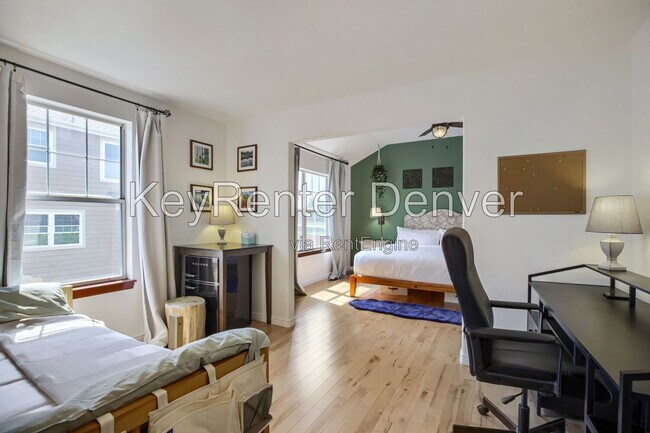 Building Photo - 3420 W 98th Pl