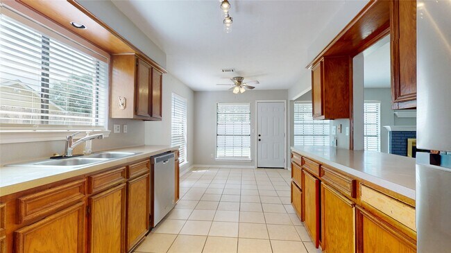 Building Photo - 5127 Girnigoe Dr