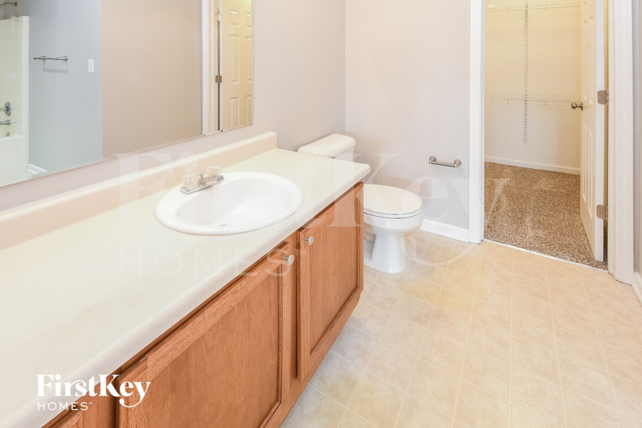 Building Photo - 2334 Layton Park Dr