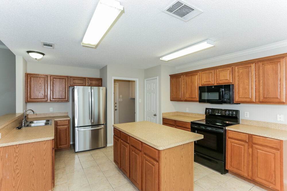 Building Photo - 125 Adams Dr