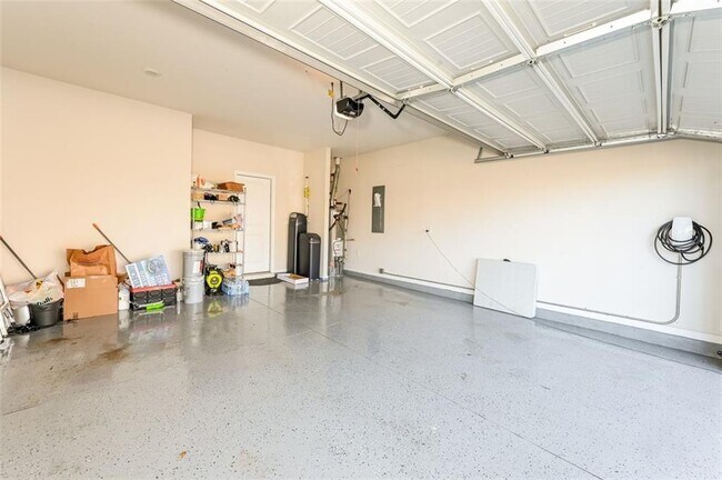 Building Photo - 4245 Grandview Pointe Wy