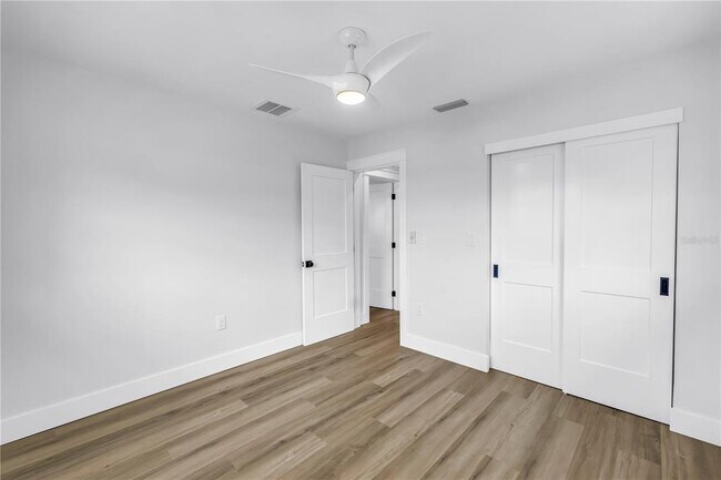 Building Photo - 6161 35th Ave N