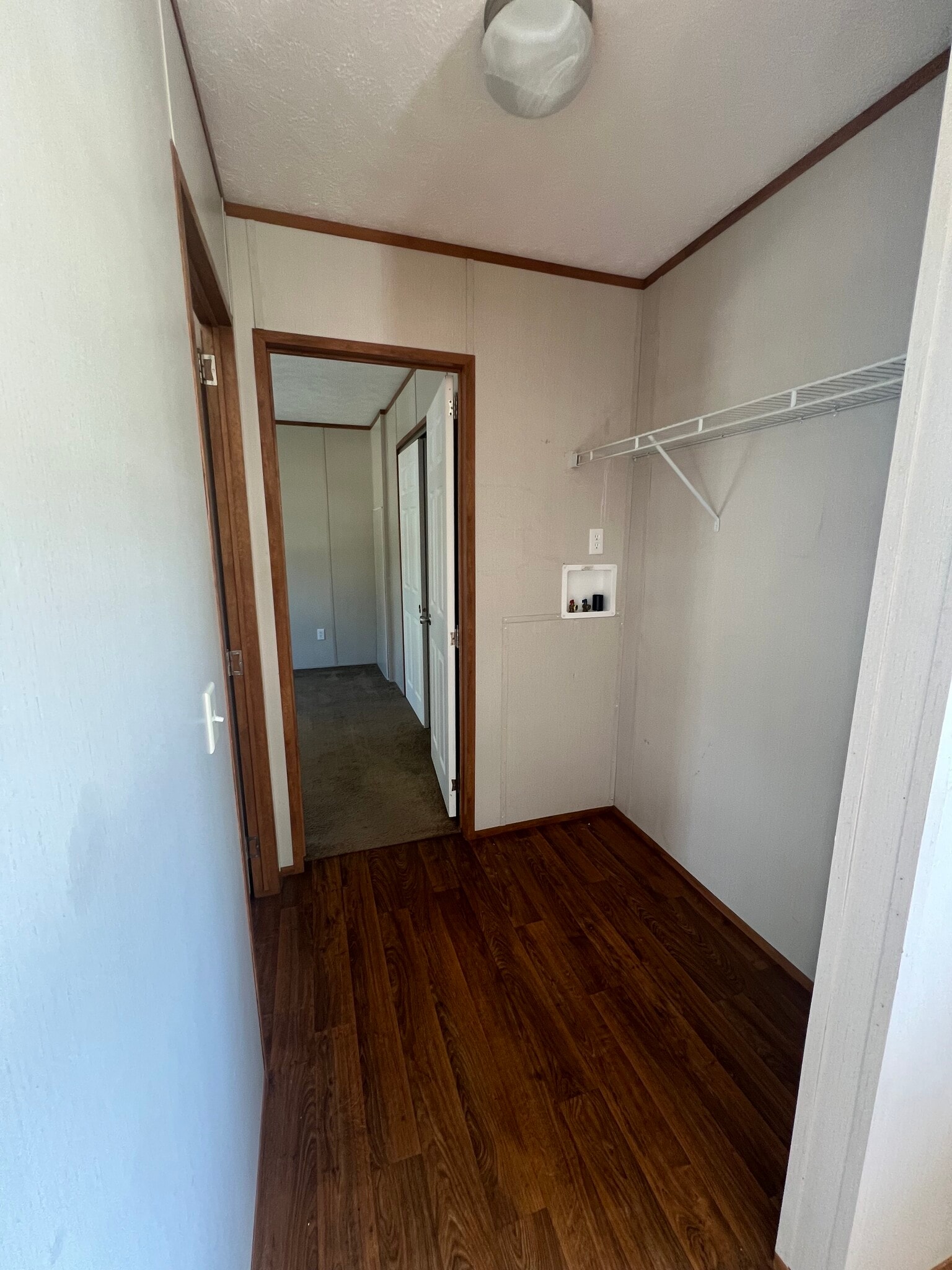 Building Photo - 1 Greenwood Dr