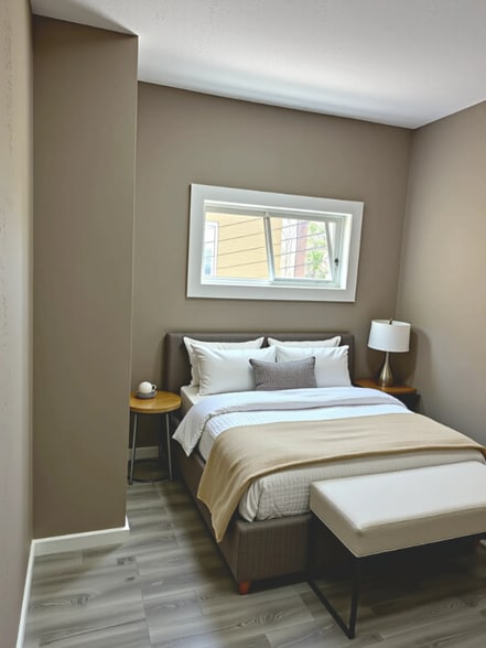 Building Photo - 1352 Giddings Rd