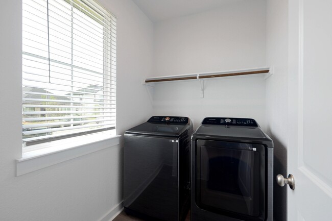 Building Photo - 311 Ravens Crst Dr
