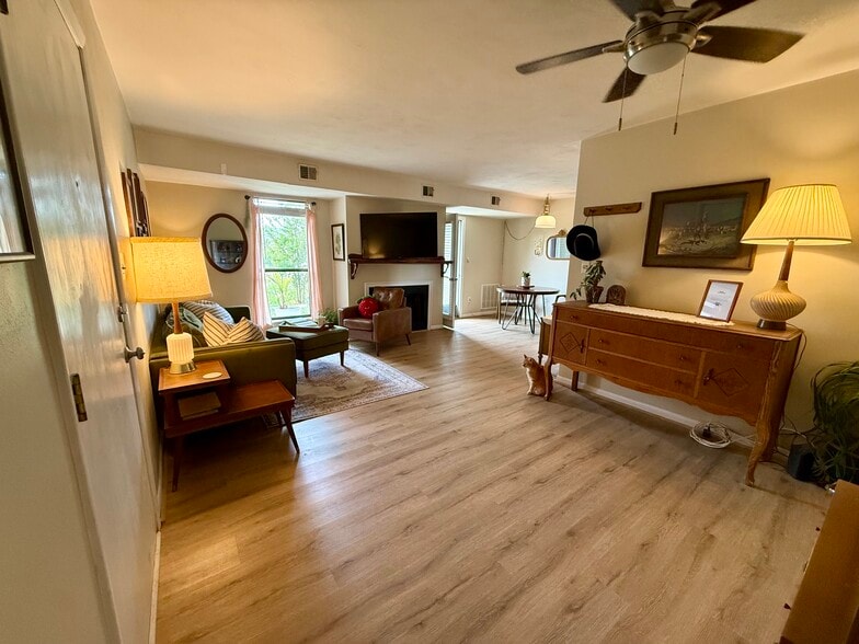 Building Photo - 3551 Timberline Trl