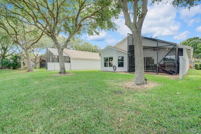 Building Photo - 5335 Vernio Ln