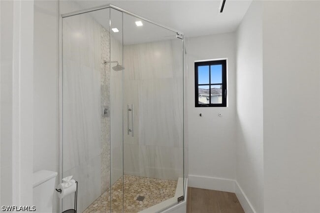 Building Photo - 200 Bahia Point