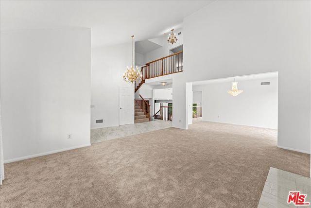 Building Photo - 6911 Sunset Ridge Ct