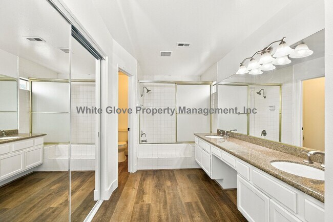 Building Photo - 265 S Via Montanera