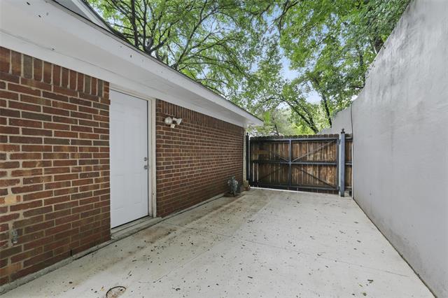 Building Photo - 1206 Hickory Valley Ct