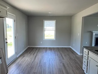 Building Photo - 218 Lotus Ave