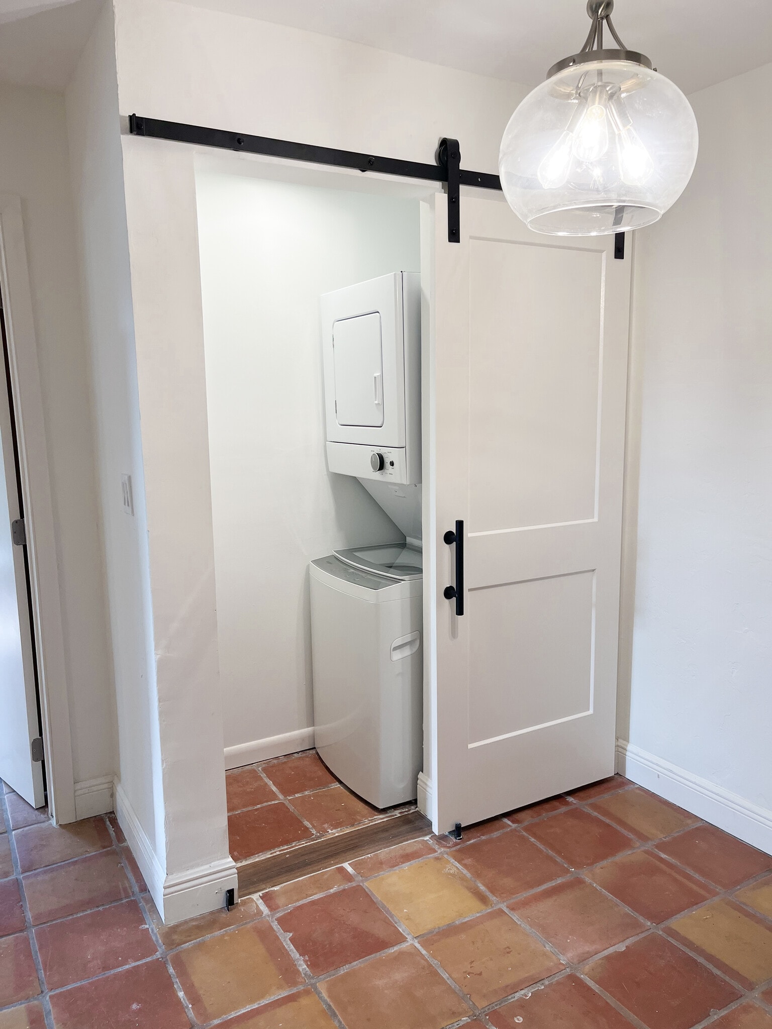 Building Photo - 9394 SW 77 Avenue